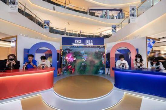 “珠宝+电竞”深耕年轻赛道 助西安电竞产业发展