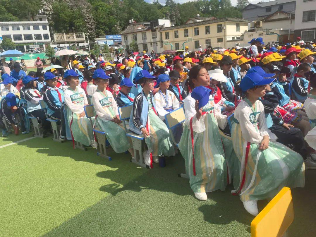 【融美山水城 同心腾玉龙】九河中学举办校园文化艺术节，助力民族团结进步示范县创建