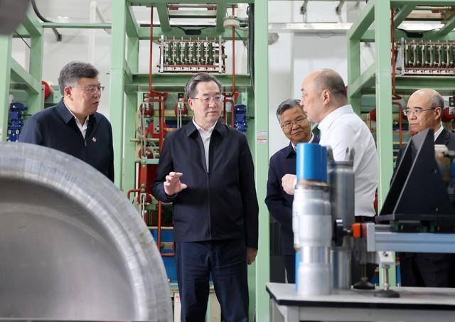 丁薛祥在湖北调研