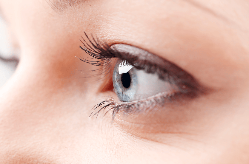 黄斑病变可致盲，不局限于中老年