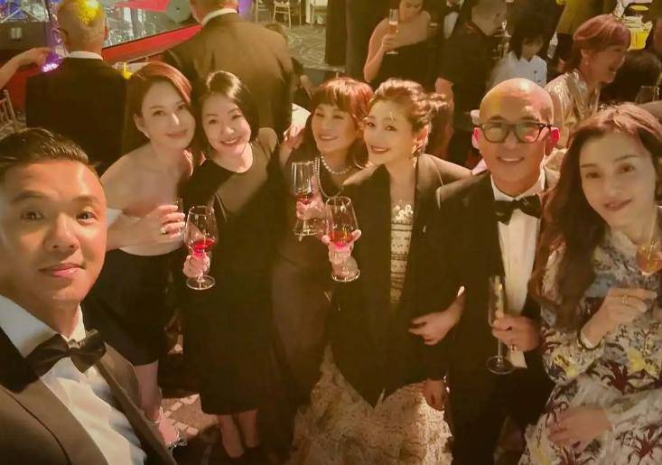 原创            范玮琪发文又惹争议，大S未到弥留却被拔管，家属未尽抢救之责？