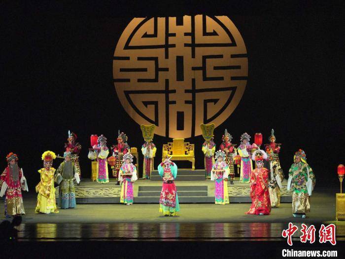 赣剧《李迩王》晋京首演 中西文化碰撞绽放艺术新辉