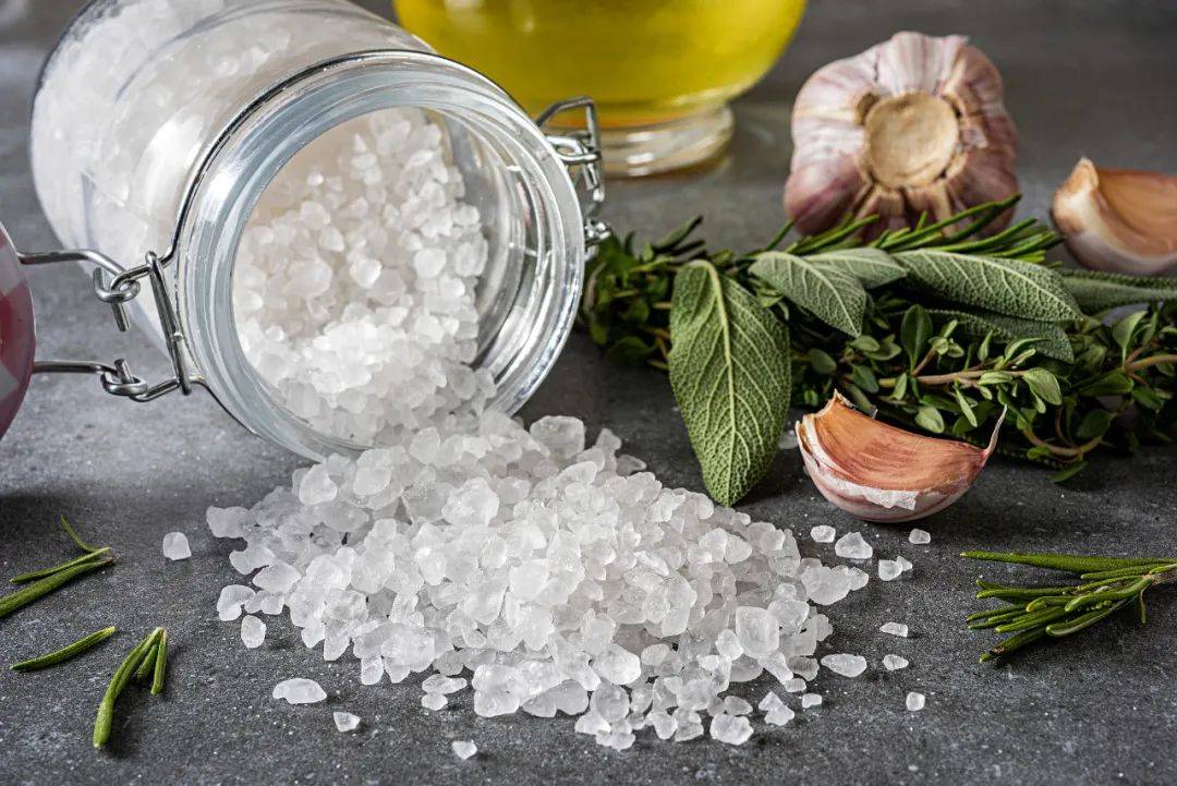 学会这些减盐方案，或许能省很多看病钱！