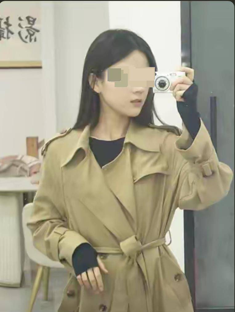 24岁女幼师当街被刺身亡，遇害时正和母亲视频通话，受害者家属正申请再对凶手做精神鉴定