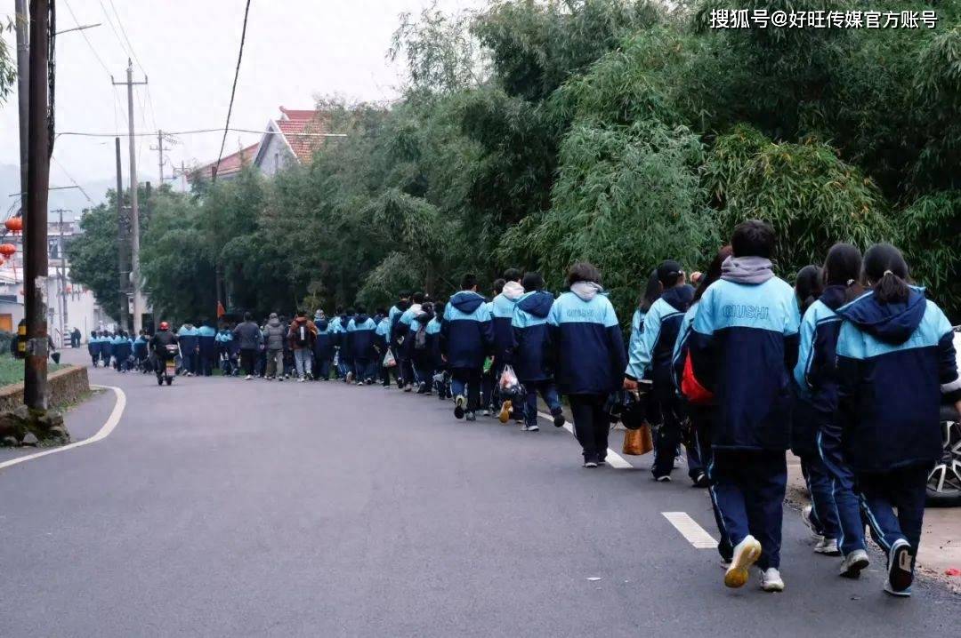 聚焦·浙江杭州求是高级中学春季写生纪实