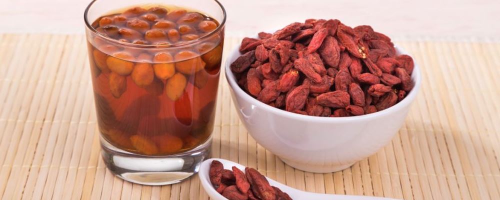 枸杞泡水喝的好处及功效作用详解