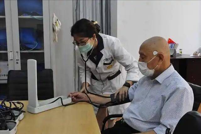 吃错降压药危及生命？警惕：吃药最怕犯4个错，教你如何规避风险