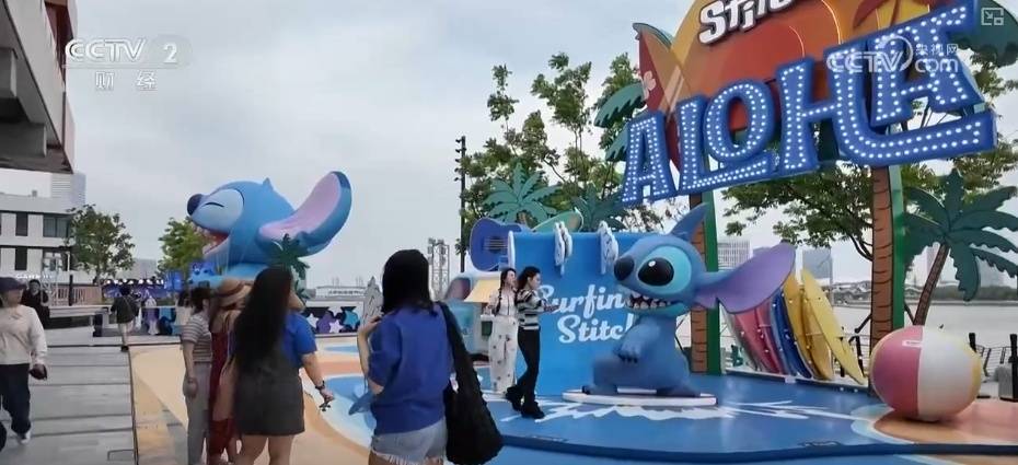 从主题IP到艺术装置打造感官盛宴 新消费场景“流量密码”为线下消费添活力