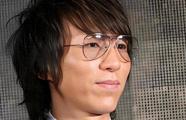 原创            “一指禅”过去八年后，再看“京圈太子”陈羽凡现状，胖到认不出