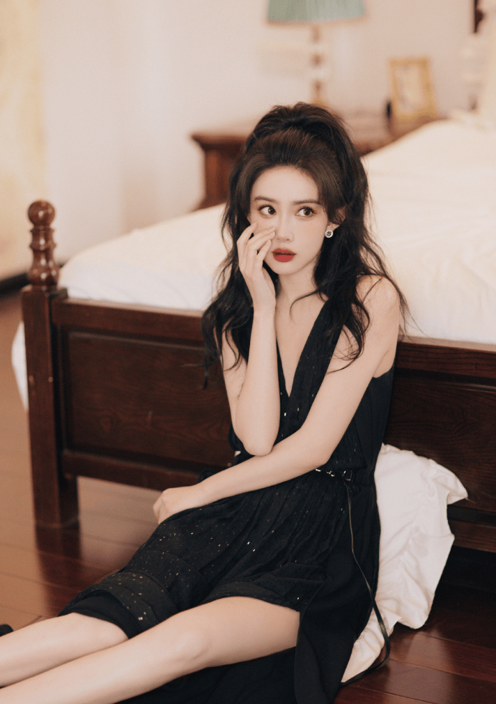 原创            《奔跑吧》姚译添对孟子义“夹子音”互动引热议