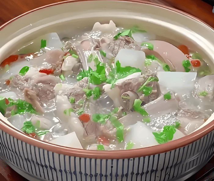 进入立夏，气温上升，推荐六道炖汤可以多吃，清热解毒，舒服入夏