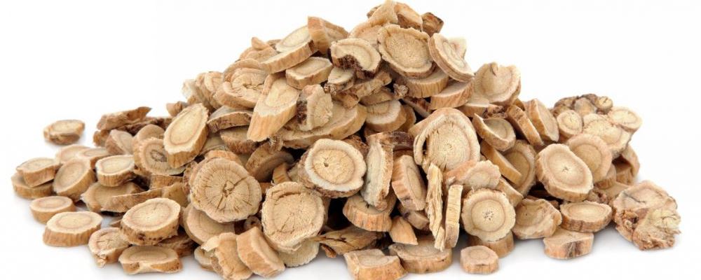 “黄芪母鸡汤：预防感冒的绝佳良方”