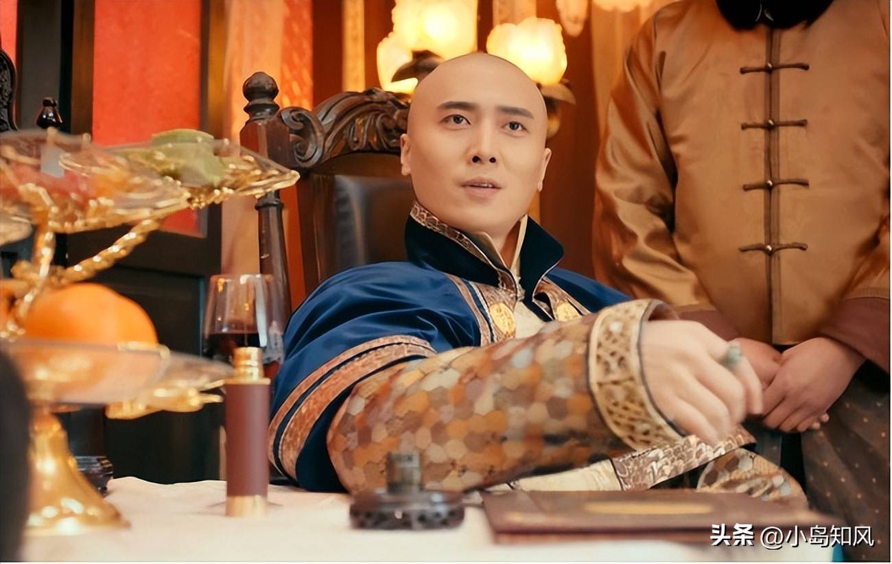 原创            清朝皇室红带子能获得什么封爵？黄带子和红带子待遇上有何不同？