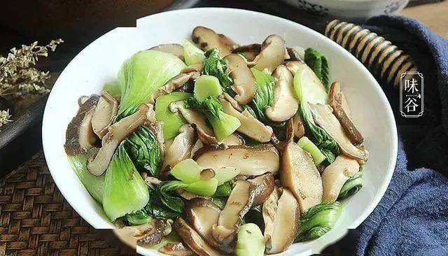 建议中老年人，若条件允许，多吃6种天然补钙菜，健步如飞身体棒