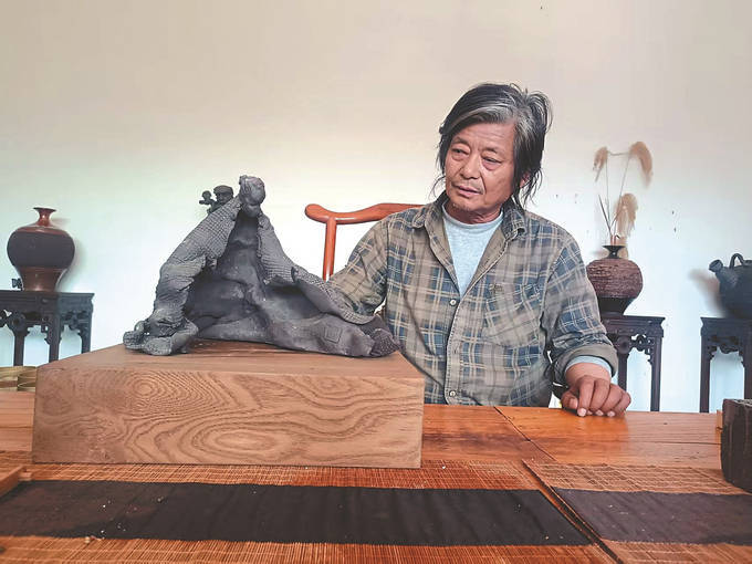 指尖流转，用工匠精神演绎“陶艺人生”