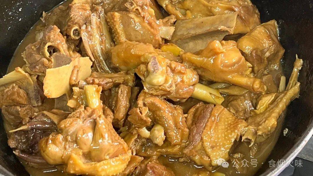 夏季，吃10斤牛羊肉不如多吃它，一周吃两次，祛湿消暑还养脾，免疫强少生病