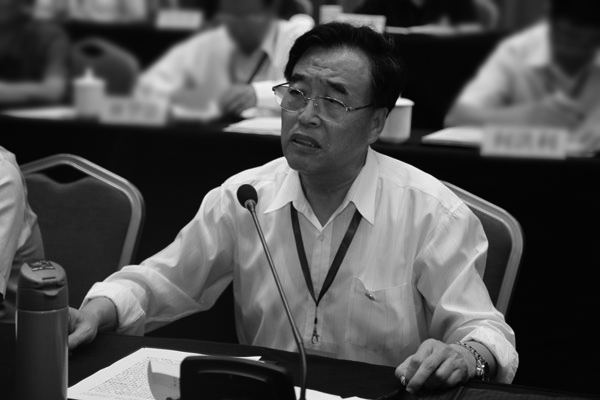 原北京军区副司令员兼北京卫戍区司令员邱金凯逝世，系歌曲《十五的月亮》原型