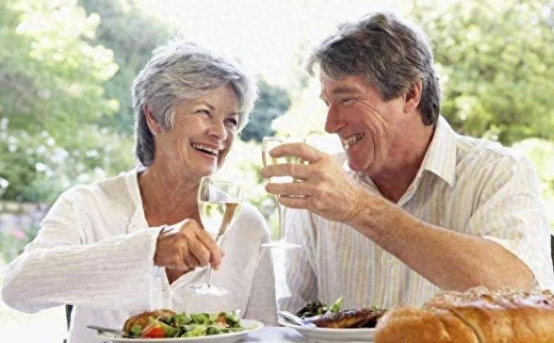 原创            吃得少一点，活得久一点！提醒：养成5个饮食好习惯，有助于长寿