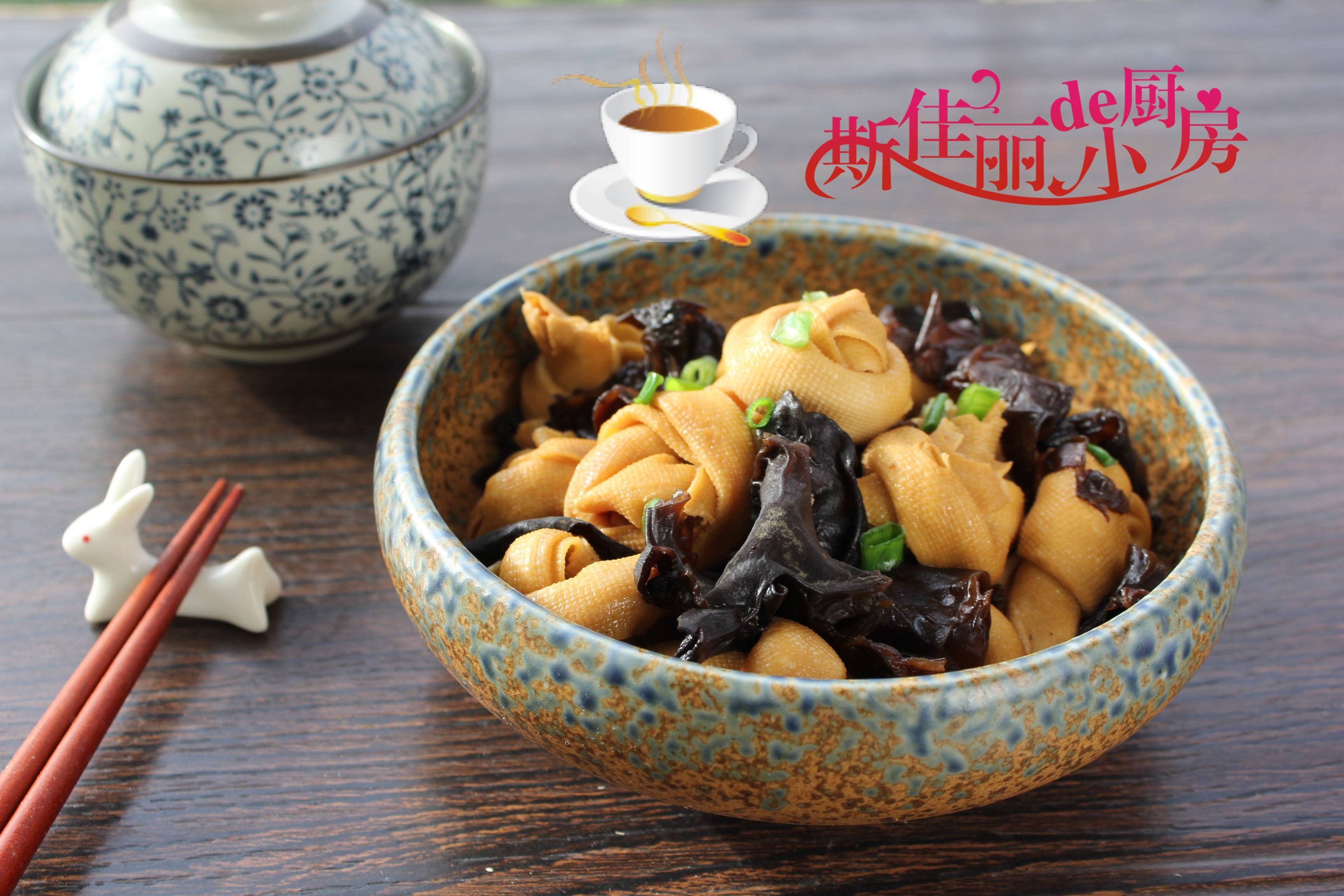 原创            含铁是菠菜的33倍，建议女性要多吃补血养颜排毒，面色红润显年轻