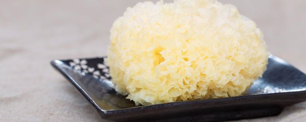 银耳食疗可有效滋润皮肤，快来了解其功效吧