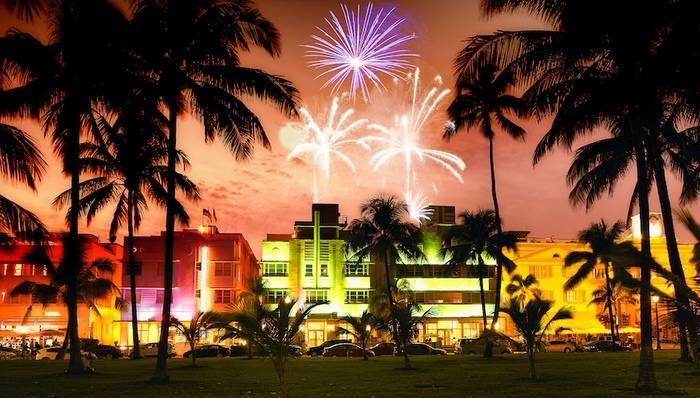 中国产的烟花还没着落、最高耗资4500万美元，特朗普“生日阅兵”方案出炉