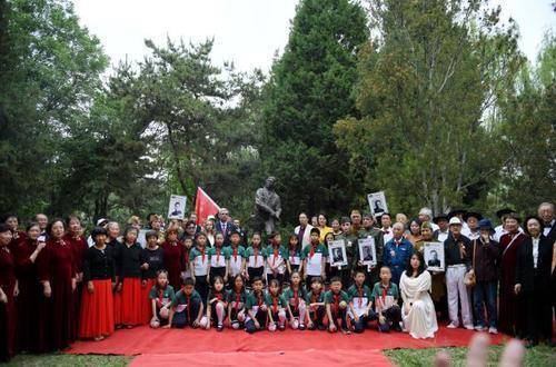 纪念中国人民抗日战争、苏联伟大卫国战争暨世界反法西斯战争胜利80周年文化活动在北京金台艺术馆举行