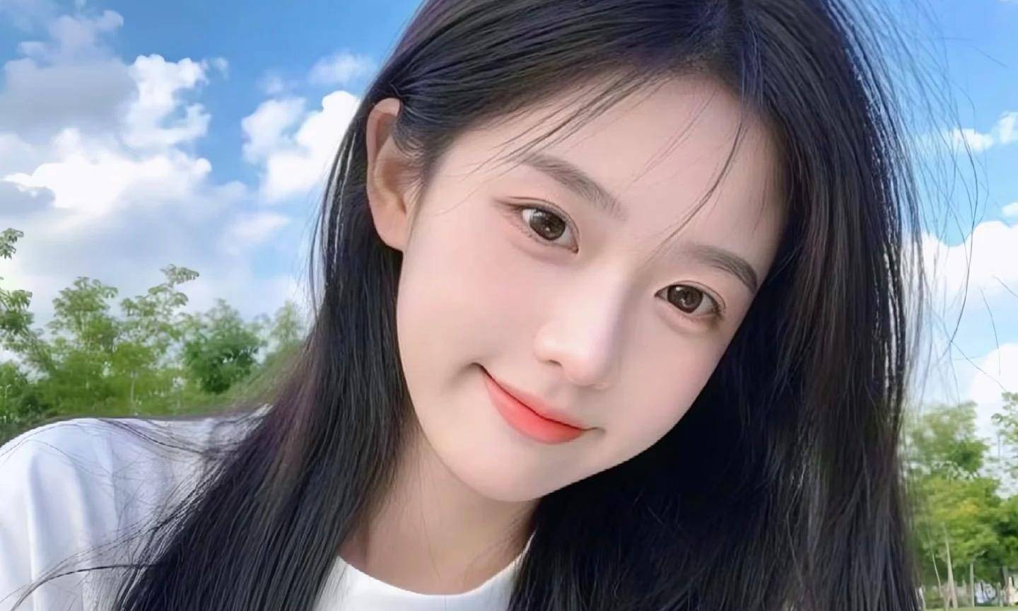 2025年初学者必看！8本平面设计入门书籍推荐（附避坑指南）