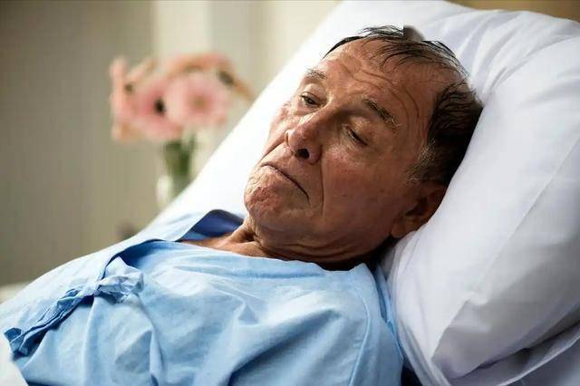 脑梗越来越多，都是缺少叶酸惹的祸？医生警告：这3种食物要多吃