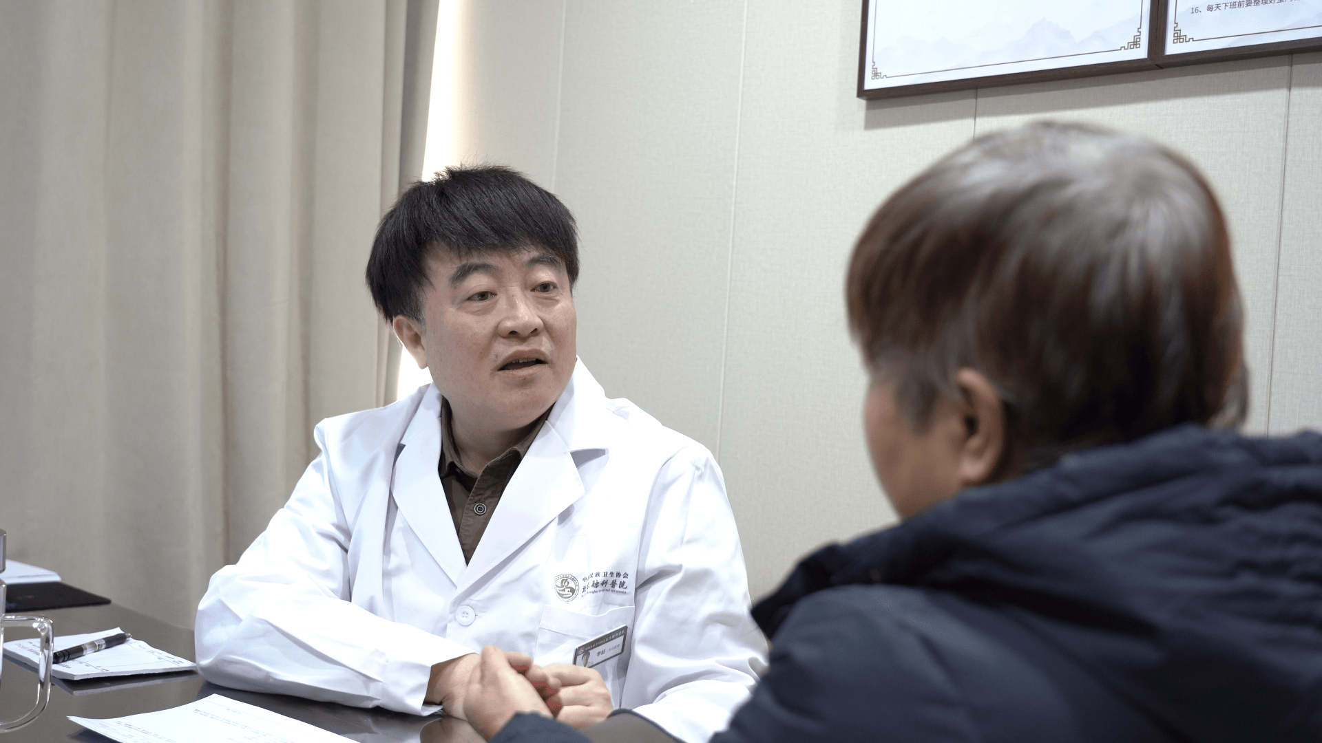 发现尿酸高，湿热重，不想吃西药？清热利湿方：湿热一清尿酸自降