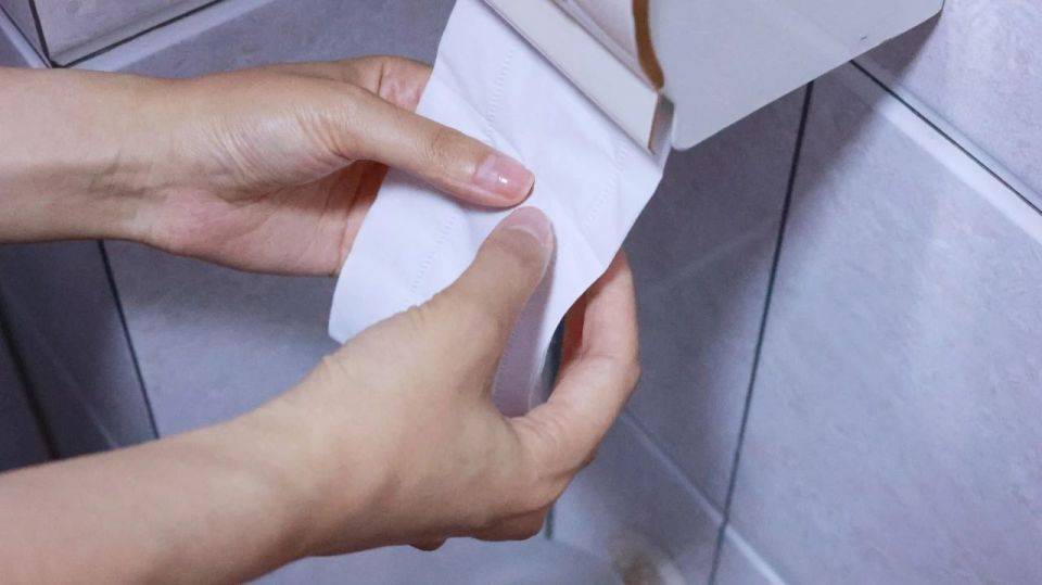 原创            癌症或许并非不治之症，看清直肠癌的5个前兆，才能对症下药