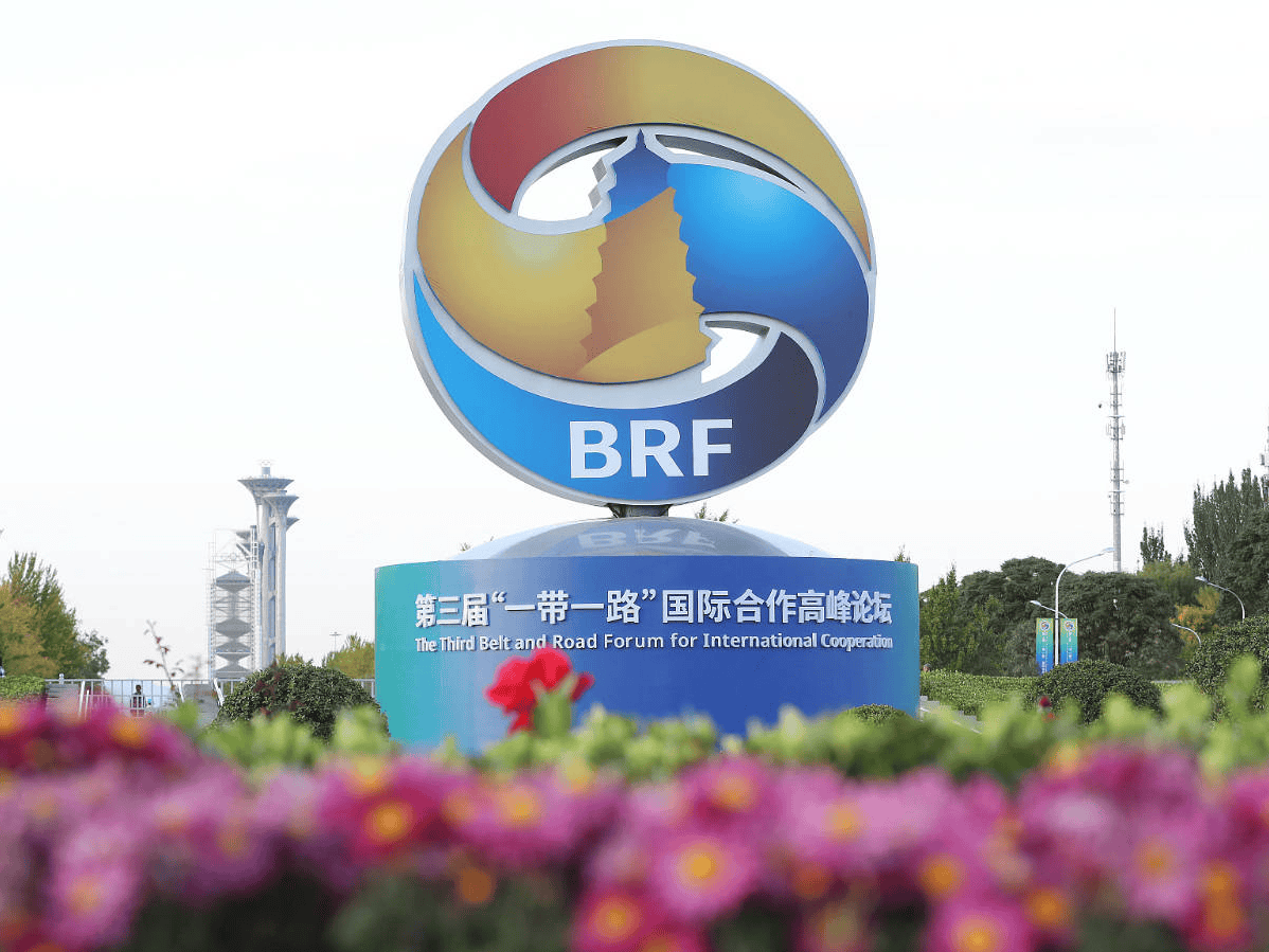 塞尔维亚前总统鲍里斯・塔迪奇会见生命辰创始人郑重先生，共绘中医国际化蓝图​