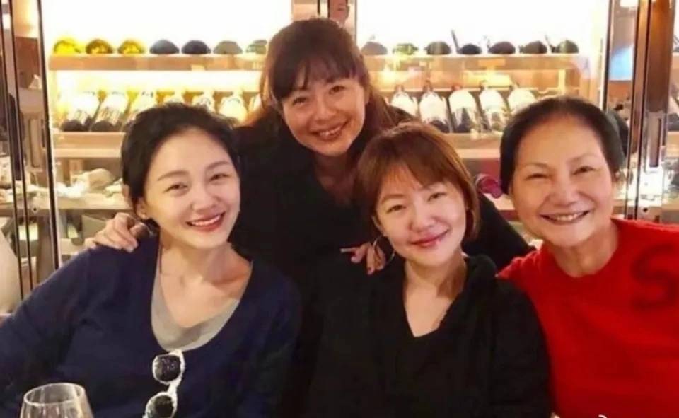 原创            汪小菲回应S妈抱怨，直言孩子还在台北读书，大S遗产自己无权分配