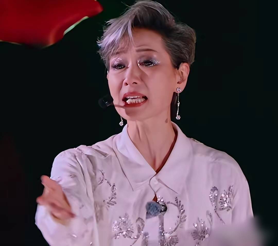 原创            《浪姐6》迎来非常大侮辱，孟佳王霏霏训练吓到宋妍霏，罗宇彤哭了