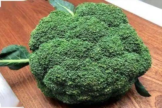 甲状腺结节要少吃西兰花？医生苦劝：不想结节恶化，3物记得少吃