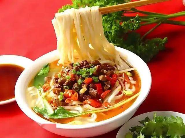 糖尿病并发症激增!医生多次劝告：少吃面条，多吃这4种"控糖高手"