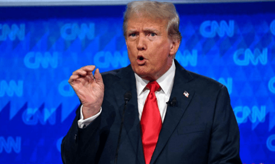 中美握手言和后，3架专机抵达北京，中方主持大局，美方措手不及