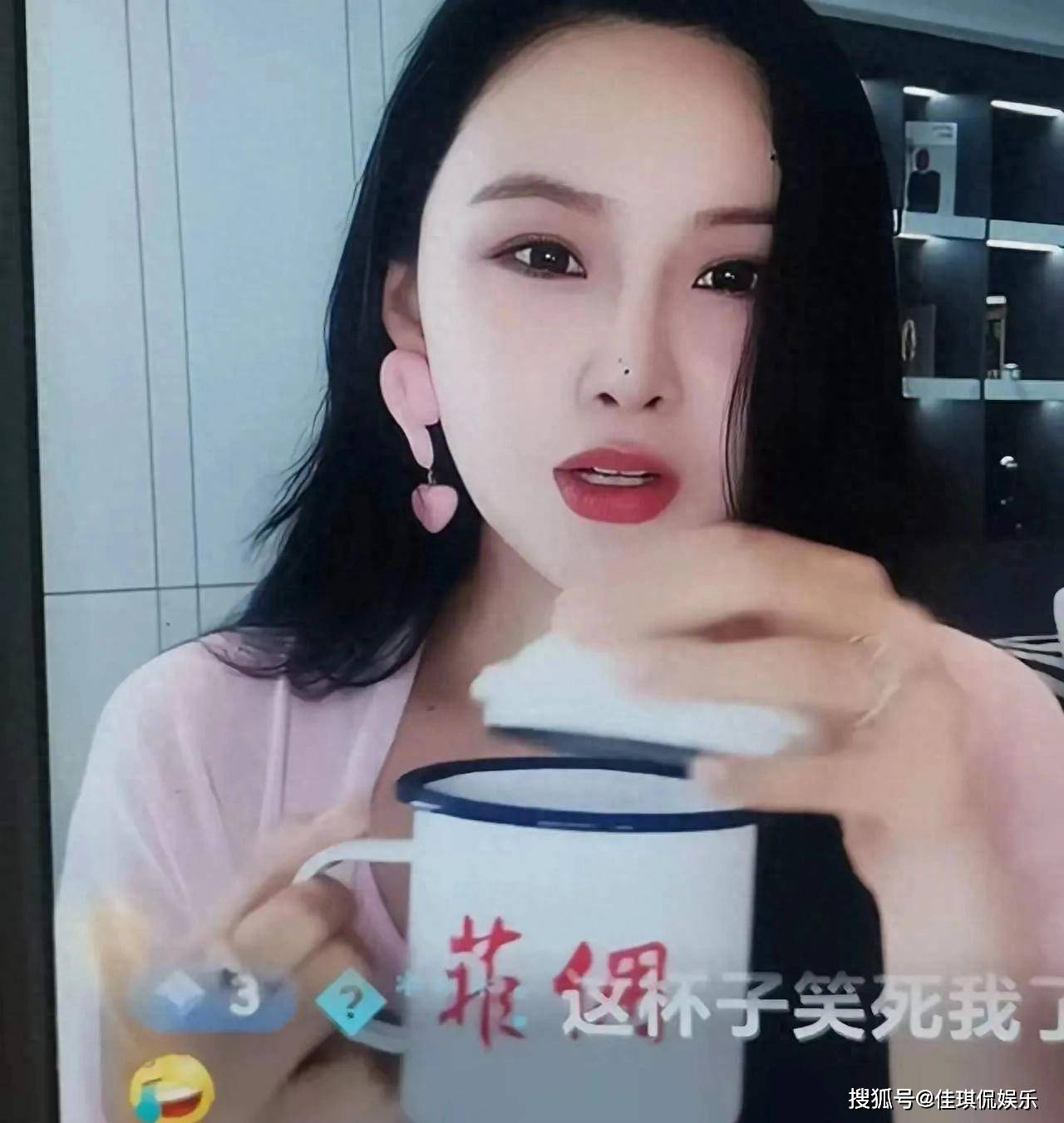 新娘不是我！汪小菲大婚张颖颖气急败坏，讽刺马筱梅不聪明心机重