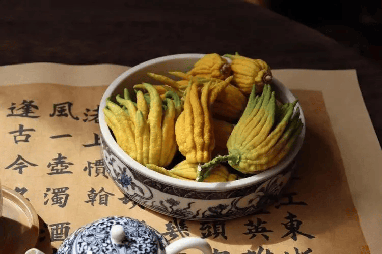 水果中的加味逍遥丸，每天吃一点，肝气越顺，人越年轻