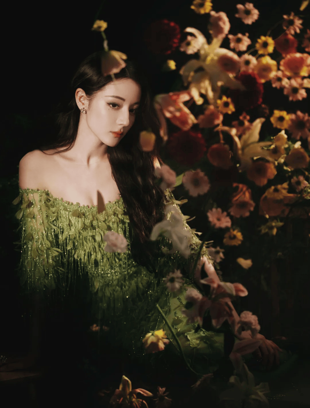 迪丽热巴，美女壁纸，性感写真！