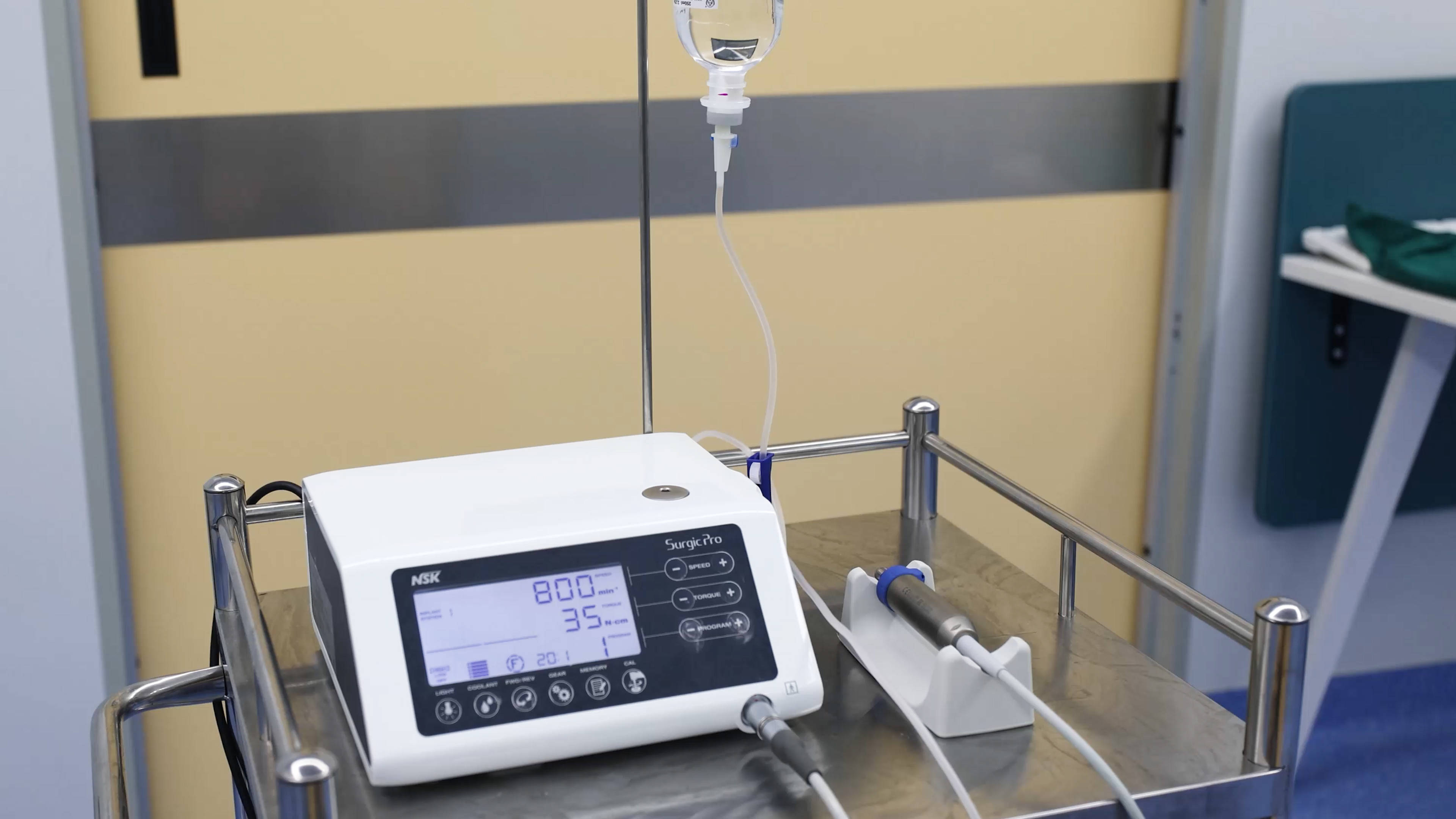 武汉今日资讯！多大年龄不能种牙了