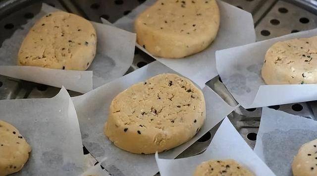 冬季暖心又瘦身的秘密武器：自制燕麦糕全攻略