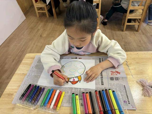 沣东七里镇第一幼儿园绘画比赛