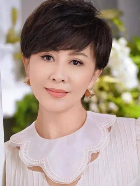 原创            善恶终有报！“得意忘形”的刘嘉玲，这次连老公梁朝伟都救不了她