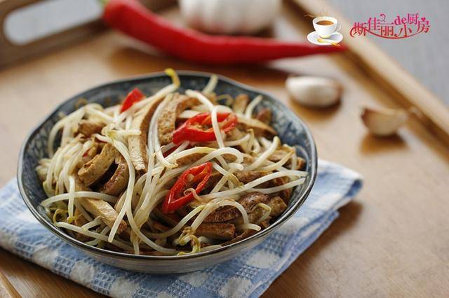 这两种菜简单一炒就清香爽脆，清热祛湿减脂，宁可不吃肉也要吃它