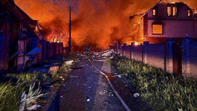 “持续6个多小时”，俄乌交换战俘期间互袭首都地区