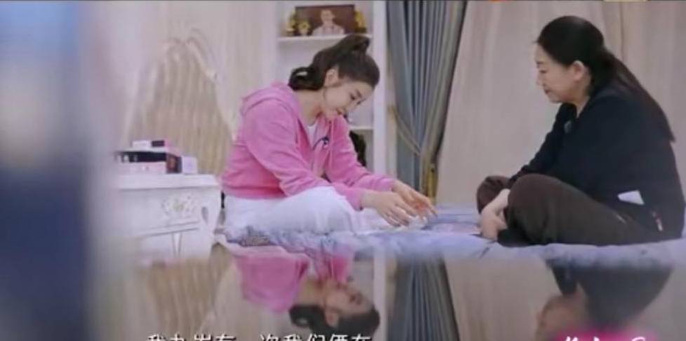 原创            虞书欣加入《是女儿是妈妈2》, 母女综艺看点十足, 让人期待！