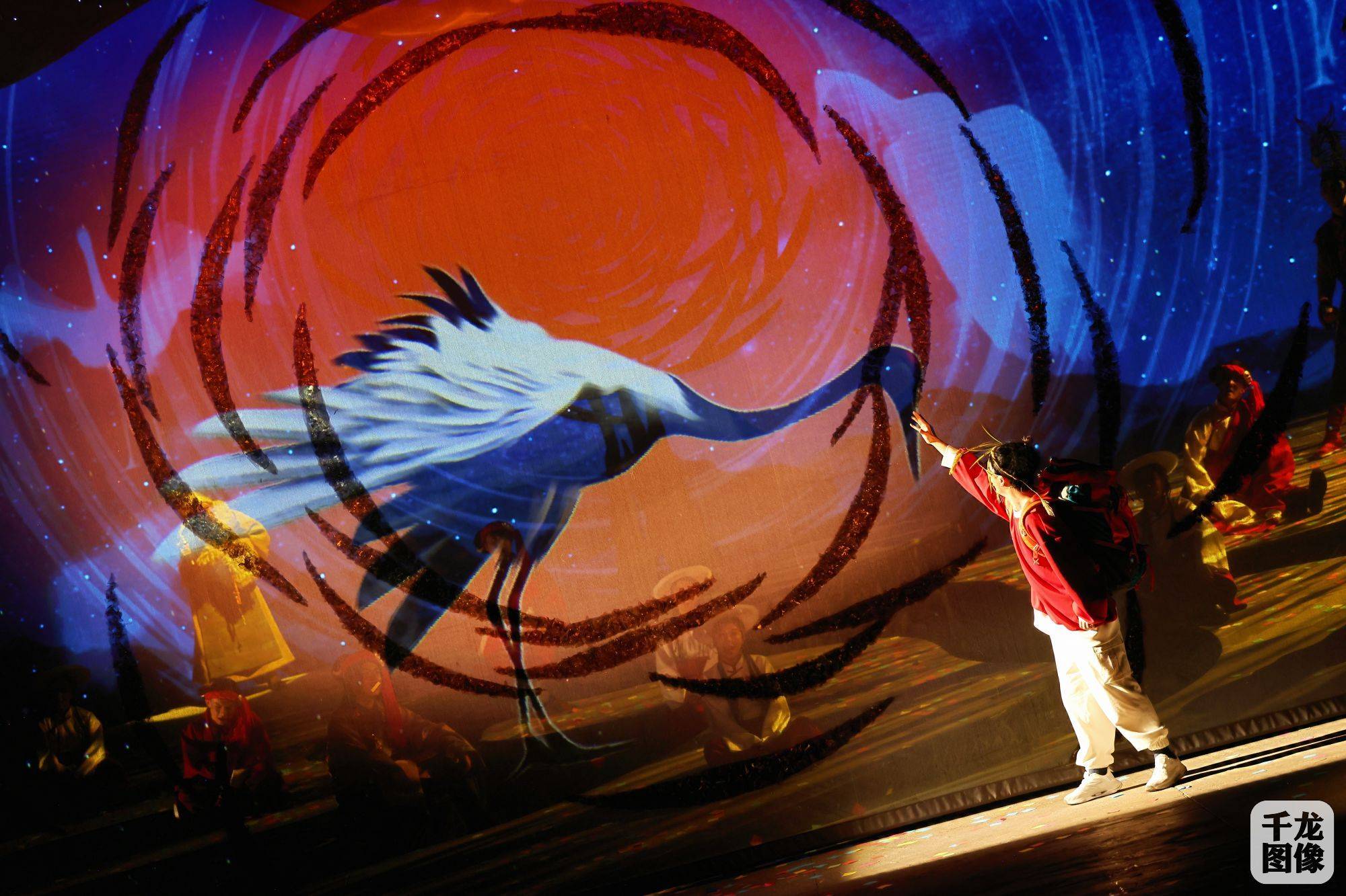 藏风童趣绘真情 《高原上的黑眼睛》亮相天桥艺术中心