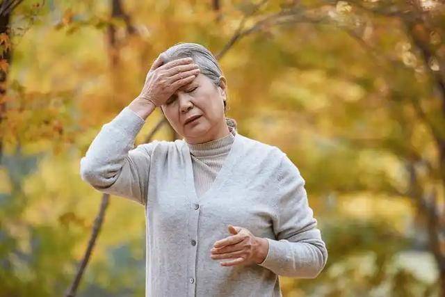 大脑萎缩的“祸根”被揪出，若有这几个饮食习惯，最好尽早改掉！