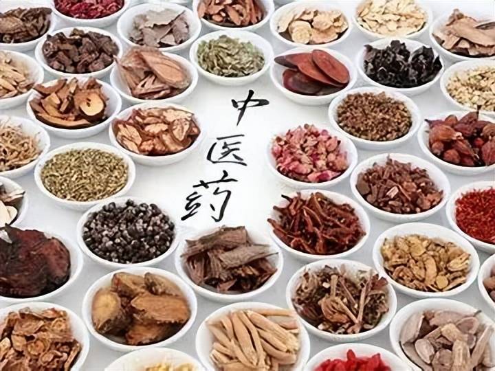 芒种暑湿日渐盛，仲夏荷香话养肤