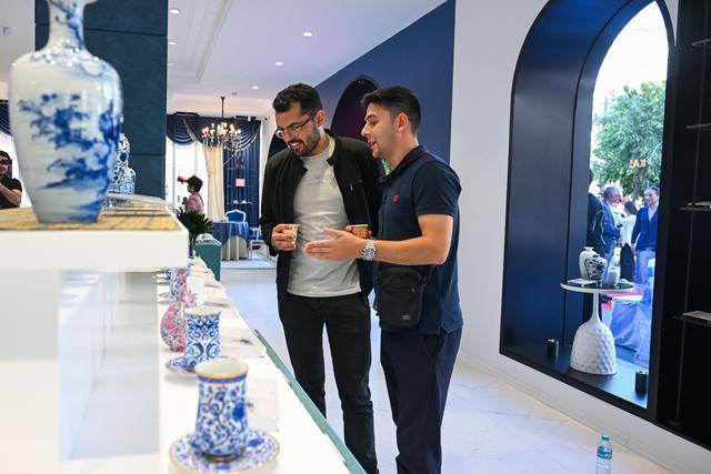 景德镇陶瓷官方旗舰店落地伊斯坦布尔